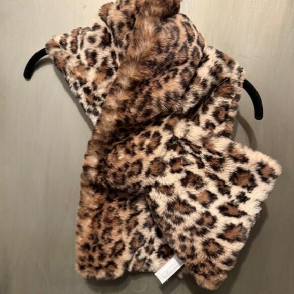Retro Leopard Print Faux Fur Pull Through Scarf - Picture 9 of 16